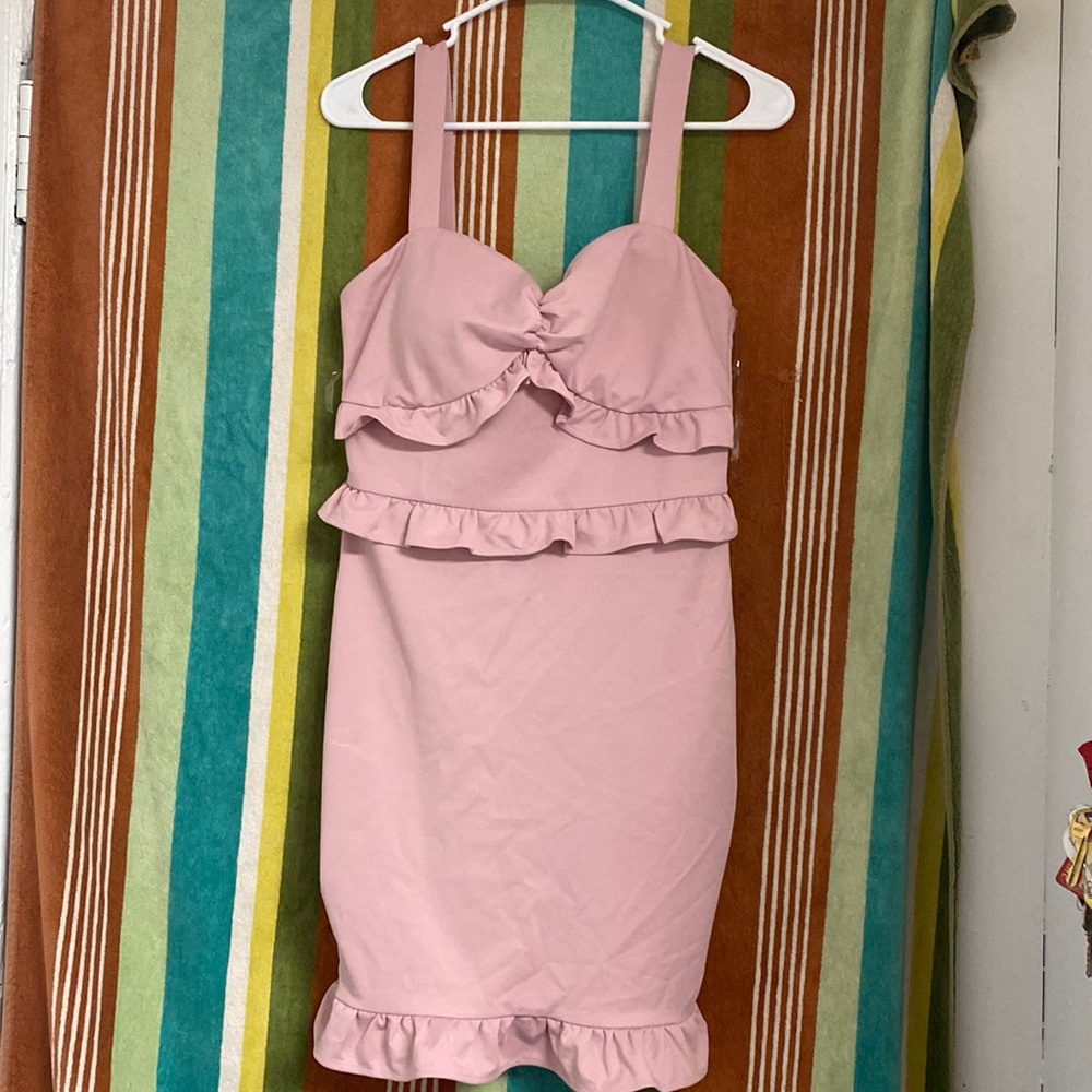 New Fashion Nova dress